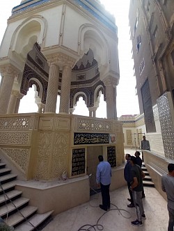 محافظ الدقهلية امام ضريح امام الدعاه